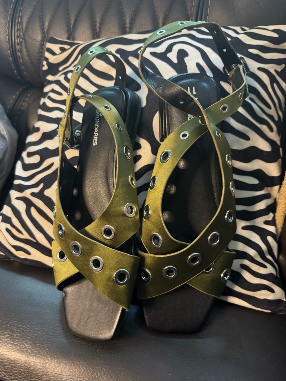 No Boundaries Olive Green Grommet Strappy Sandals - Women